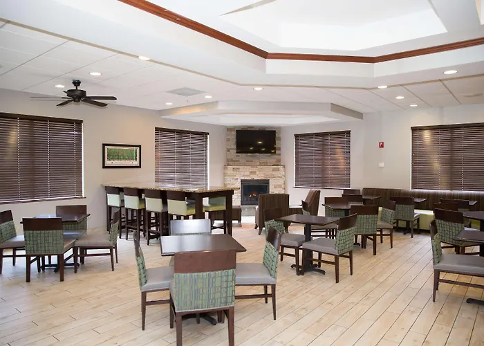 Western Airport Hotel 3*