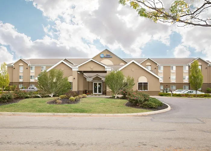 Western Airport 3*