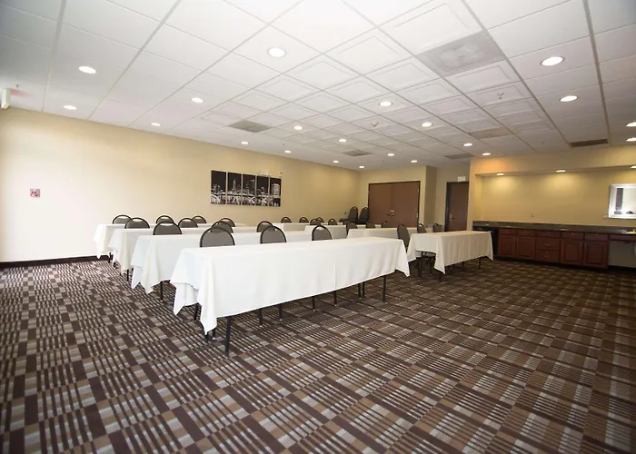 Hotel Western Airport 3*