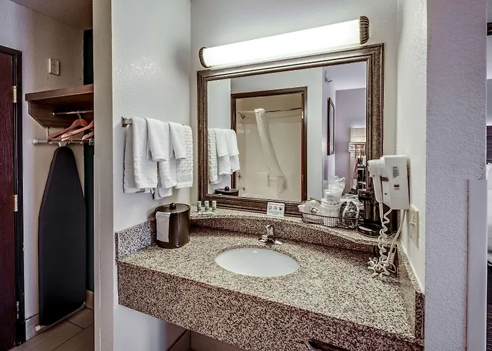 Western Airport Hotel