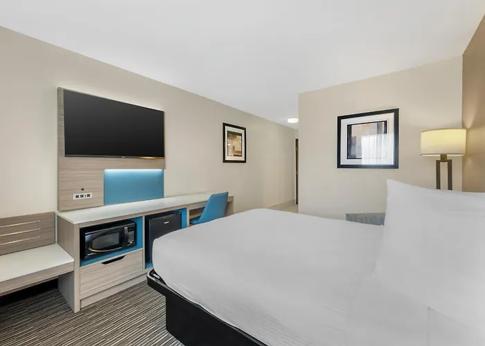 Western Airport Hotel