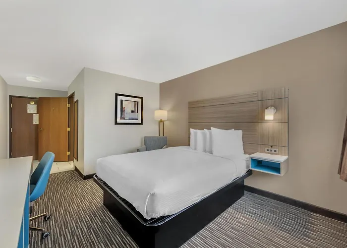 Western Airport 3*
