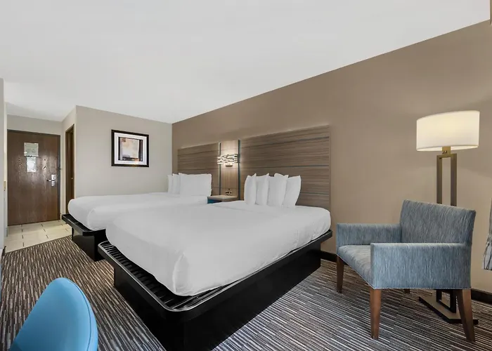 Western Airport Hotel 3*