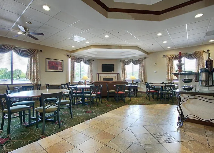 Western Airport Hotel 3*
